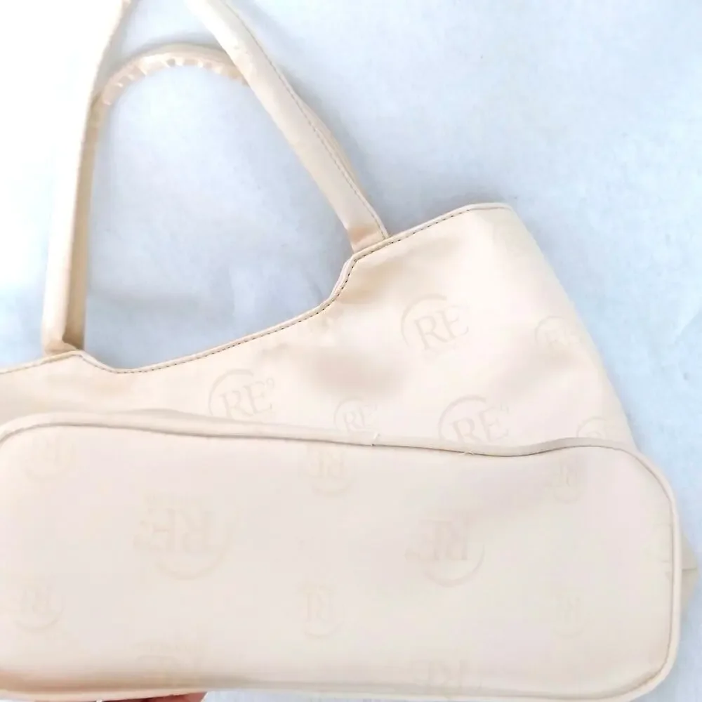 Arbonne Re9 Advanced Beige Makeup Cosmetic Bag Tote Travel Personal NEW